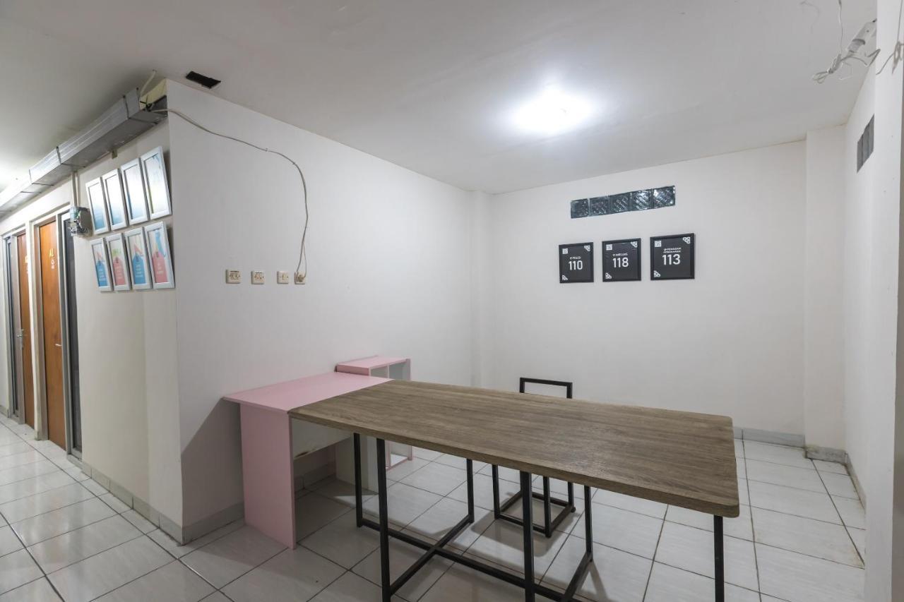 Maminoti Syariah Residence Mitra Reddoorz Bogor Esterno foto